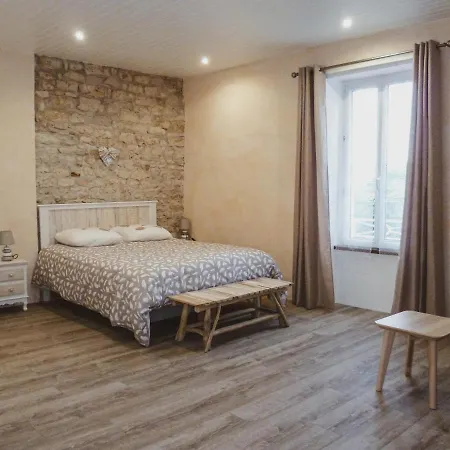 La Laujère D'hôtes Romance 3*