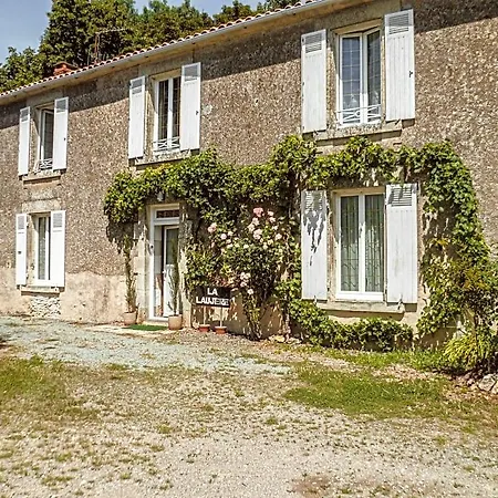 La Laujère D'hôtes Romance Couette-café
